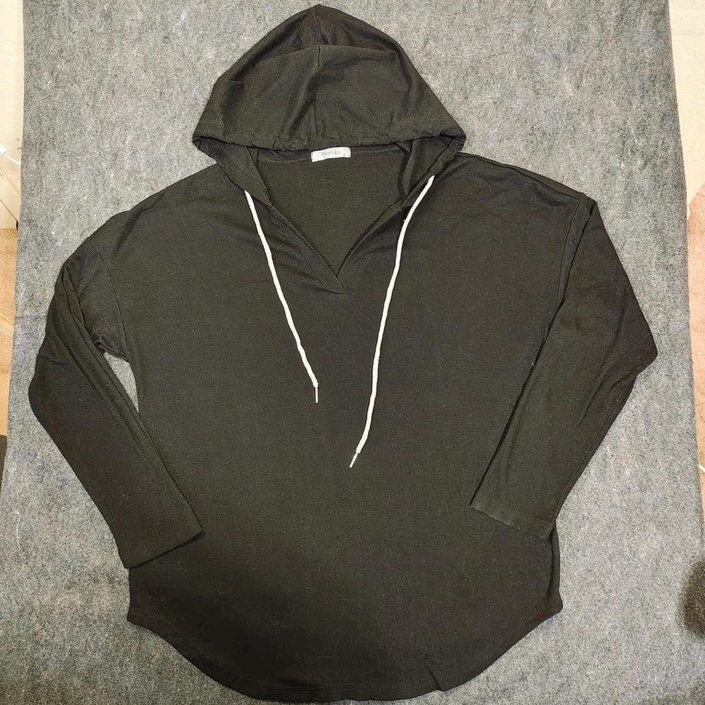 Poetsky Black V-Neck Hoodie Pullover Long Sleeve Curved Hem Top Large
